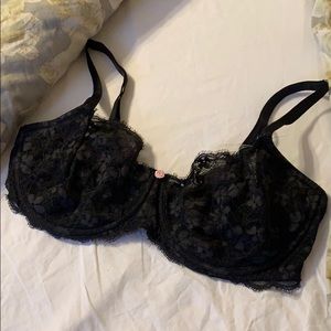 Black lacy VS bra